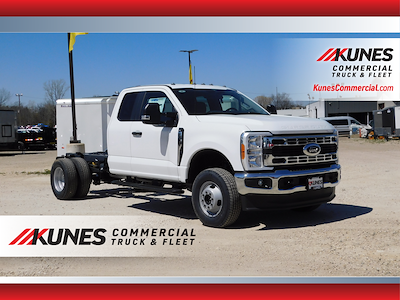 2023 Ford F-350 Super Cab DRW 4x4, Cab Chassis for sale #04T1515 - photo 1