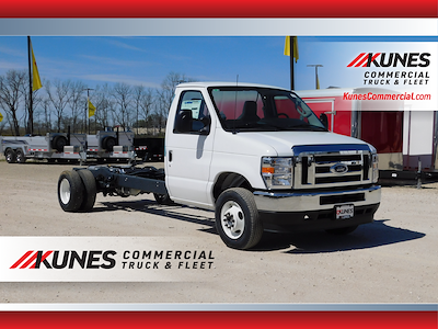 2024 Ford E-450 RWD, Cutaway for sale #04T1675 - photo 1