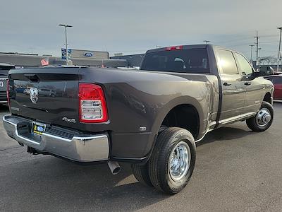 2022 Ram 3500 Crew Cab DRW 4WD, Pickup for sale #240119A - photo 2