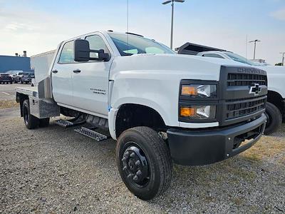 New 2024 Chevrolet Silverado 5500 Work Truck Crew Cab 4WD, Flatbed Truck for sale #542720 - photo 1