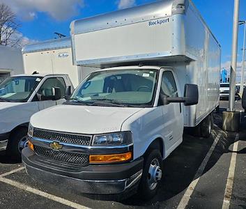 New 2024 Chevrolet Express 4500 RWD, Box Van for sale #544357 - photo 1