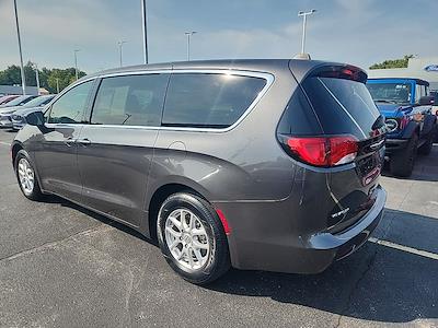 Used 2022 Chrysler Voyager LX FWD, Minivan for sale #UT14531 - photo 2