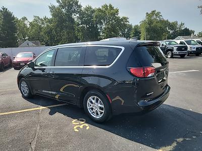 Used 2022 Chrysler Voyager LX FWD, Minivan for sale #UT14532 - photo 2