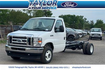 New 2025 Ford E-450 RWD, Cutaway for sale #SDD17893 - photo 1