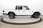 Used 2023 Jeep Gladiator Overland Crew Cab 4x4, Pickup for sale #2LN1176 - photo 9