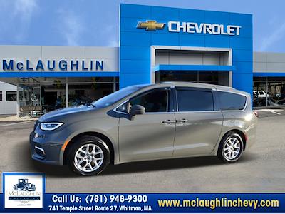 Used 2021 Chrysler Pacifica Touring L FWD, Minivan for sale #11178 - photo 1