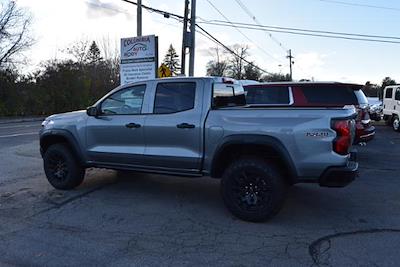 2024 Chevrolet Colorado Crew Cab 4x4, Pickup for sale #24811 - photo 2