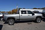 New 2025 Chevrolet Silverado 2500 Custom Crew Cab 4x4, Pickup for sale #25060 - photo 3