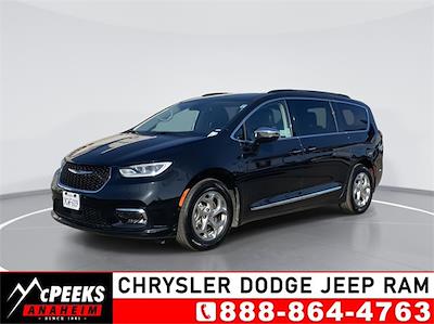 Used 2022 Chrysler Pacifica Limited FWD, Minivan for sale #RD15031 - photo 1