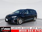 Used 2022 Chrysler Pacifica Limited FWD, Minivan for sale #RD15031 - photo 1