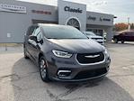 Used 2022 Chrysler Pacifica Touring L FWD, Minivan for sale #D1132 - photo 1