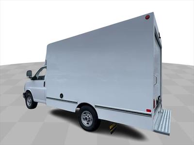 2024 GMC Savana 3500 SRW 4x2, Box Van for sale #45527 - photo 2