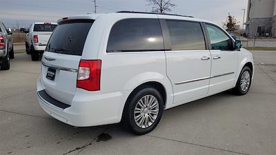 Used 2016 Chrysler Town and Country FWD, Minivan for sale #C898A - photo 2