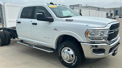 2024 Ram 3500 Crew Cab DRW 4x4, Cab Chassis for sale #R5216 - photo 1