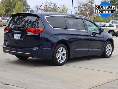 Used 2018 Chrysler Pacifica Touring Plus FWD, Minivan for sale #Q08662A - photo 2