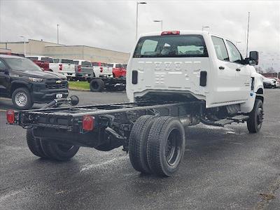 2024 Chevrolet Silverado 5500 Crew Cab DRW 4WD, Cab Chassis for sale #CF251541 - photo 2