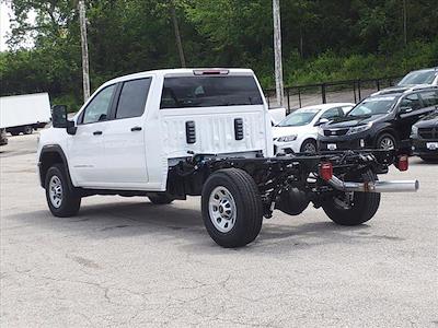 2024 GMC Sierra 3500 Crew Cab 4WD, Cab Chassis for sale #BF330579 - photo 2