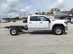 2024 GMC Sierra 3500 Crew Cab 4WD, Cab Chassis for sale #BF330579 - photo 3