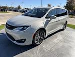 Used 2020 Chrysler Pacifica Touring L FWD, Minivan for sale #RGA89610A - photo 4