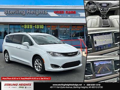 2019 Chrysler Pacifica FWD, Minivan for sale #KR506681 - photo 1