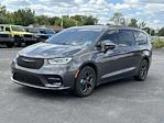 Used 2021 Chrysler Pacifica Limited FWD, Minivan for sale #MR587241 - photo 7