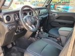 Used 2022 Jeep Gladiator Overland Crew Cab 4WD, Pickup for sale #NL182971B - photo 4