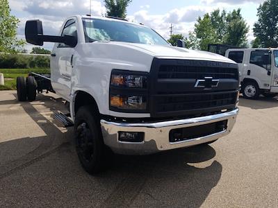 2023 Chevrolet Silverado 6500 Regular Cab DRW RWD, Cab Chassis for sale #23MD45 - photo 1