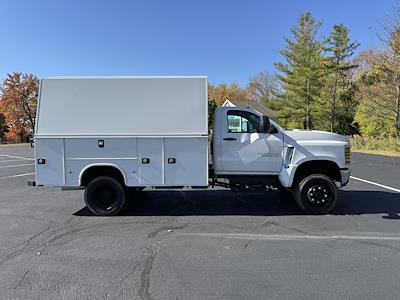 2024 Chevrolet Silverado 6500 Regular Cab DRW 4x4, Knapheide KUVcc Service Utility Van for sale #24MD9F - photo 2