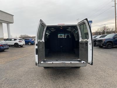 Used 2013 Ford E-350 RWD, Passenger Van for sale #1EB10757 - photo 2