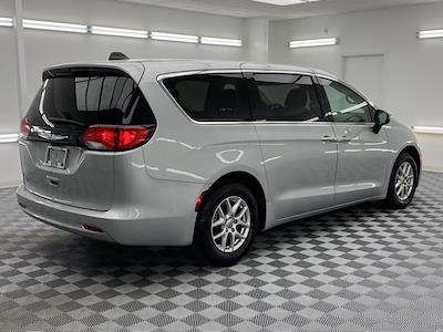 Used 2023 Chrysler Voyager LX FWD, Minivan for sale #PT11334 - photo 2