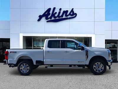 New 2024 Ford F-250 Lariat Crew Cab 4WD, Pickup for sale #REF56028 - photo 1