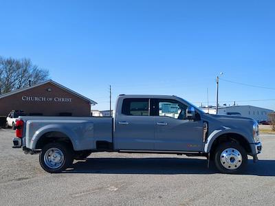 New 2025 Ford F-450 Lariat Crew Cab 4WD, Pickup for sale #SEC17593 - photo 1