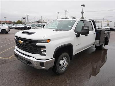 New 2024 Chevrolet Silverado 3500 Work Truck Crew Cab 4x4, 9' 6" Knapheide PGND Gooseneck Flatbed Truck for sale #245175F - photo 1