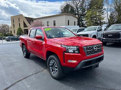 Used 2022 Nissan Frontier SV Crew Cab 4WD, Pickup for sale #T24031C - photo 1