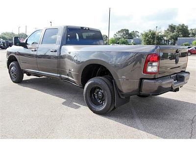 2024 Ram 3500 Crew Cab DRW 4x4, Pickup for sale #429187 - photo 2