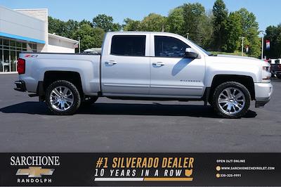 2018 Chevrolet Silverado 1500 Crew Cab 4x4, Pickup for sale #29750M - photo 1