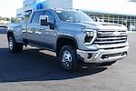 2025 Chevrolet Silverado 3500 Crew Cab 4x4, Pickup for sale #30432 - photo 3