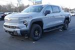 2025 Chevrolet Silverado EV Crew Cab 4WD, Pickup for sale #30786 - photo 25