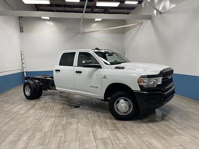 2022 Ram 3500 Crew Cab DRW 4x4, Cab Chassis for sale #B223877BB - photo 1