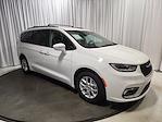 Used 2022 Chrysler Pacifica Touring L FWD, Minivan for sale #B21886 - photo 16