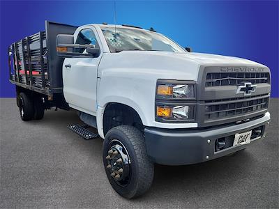 Used 2020 Chevrolet Silverado 5500 Work Truck Regular Cab 4x4, Stake Bed for sale #55663X - photo 1