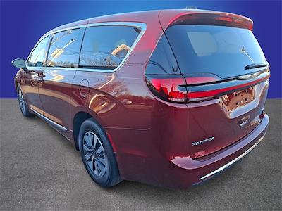 2023 Chrysler Pacifica FWD, Minivan for sale #CA2611A - photo 2