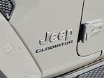 Used 2020 Jeep Gladiator Overland Crew Cab 4x4, Pickup for sale #TR91317A - photo 28