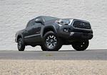 Used 2018 Toyota Tacoma TRD Off-Road Double Cab 4x4, Pickup for sale #61388Q - photo 9