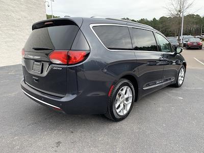Used 2020 Chrysler Pacifica Limited FWD, Minivan for sale #61908XP - photo 2