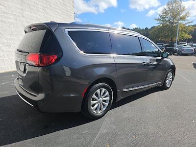 Used 2018 Chrysler Pacifica Touring L Plus FWD, Minivan for sale #62444XP - photo 2