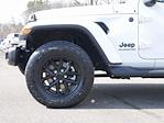 2022 Jeep Gladiator Crew Cab 4x4, Pickup for sale #230556A - photo 9