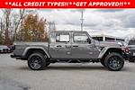 2021 Jeep Gladiator Crew Cab 4x4, Pickup for sale #SB33997A - photo 4