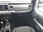 2023 Jeep Gladiator Crew Cab 4WD, Pickup for sale #R9780 - photo 17