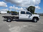 2025 GMC Sierra 3500 Crew Cab 4WD, Cab Chassis for sale #G11938 - photo 4